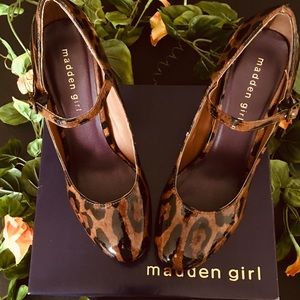 Madden Girl/Cluelezz Leopard (Mary Jane) Size 8.5